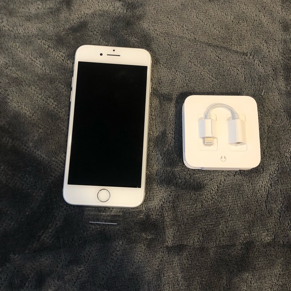 32GB IPhone 7
